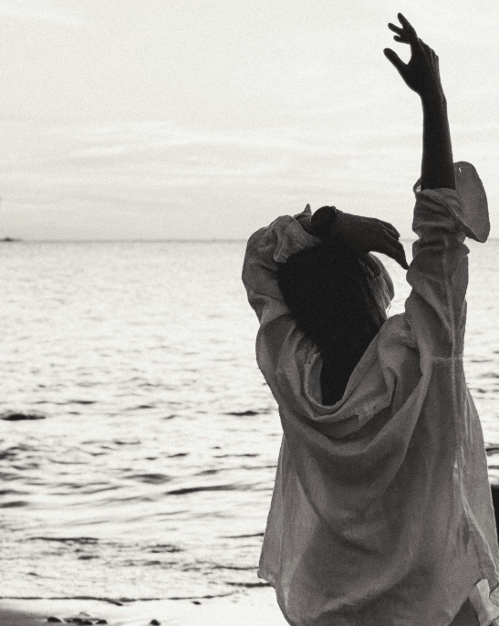 Estar presente no es otra cosa distinta a mirar de cerca la cotidianidad.